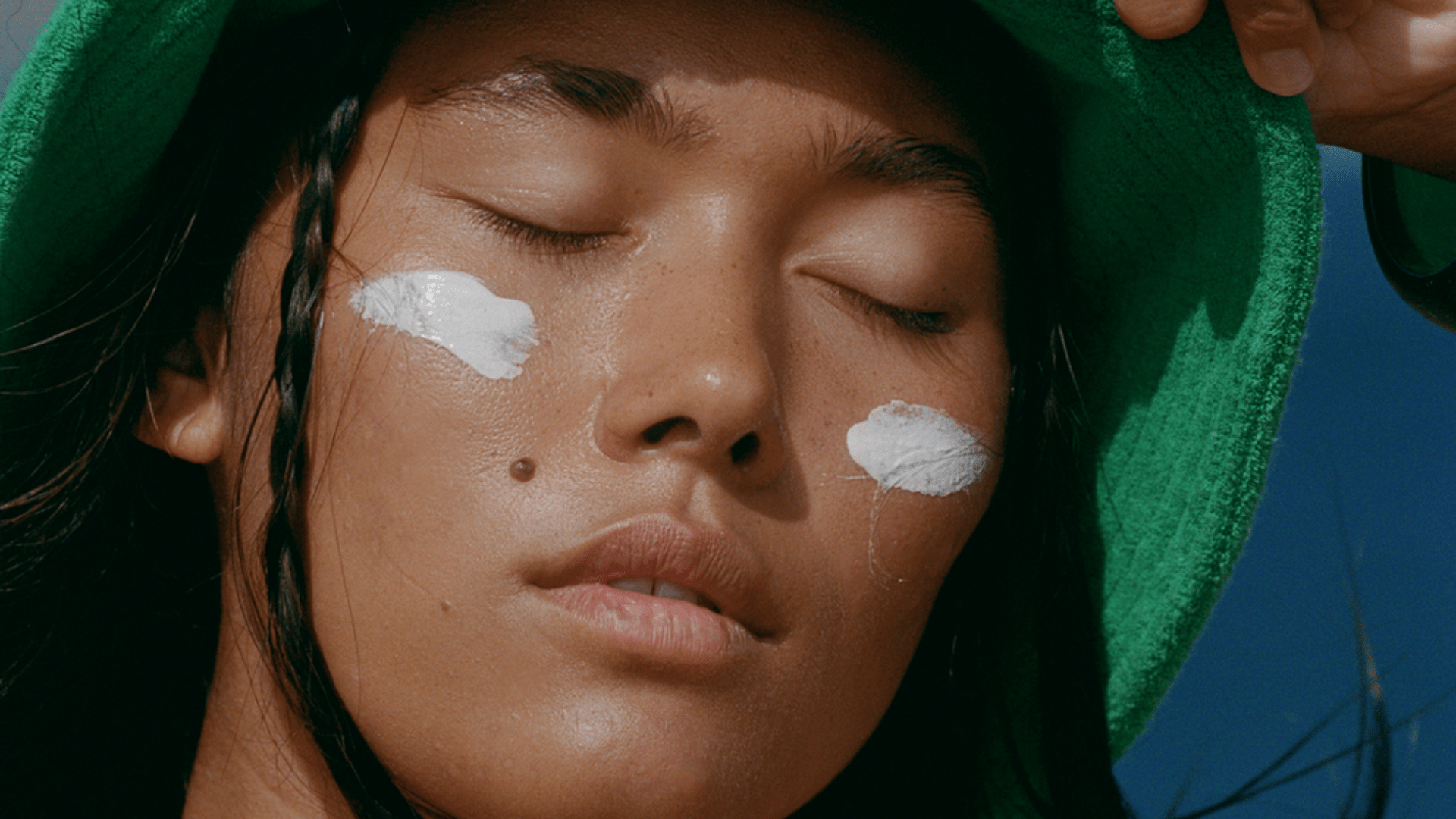 Sun Care - Awear