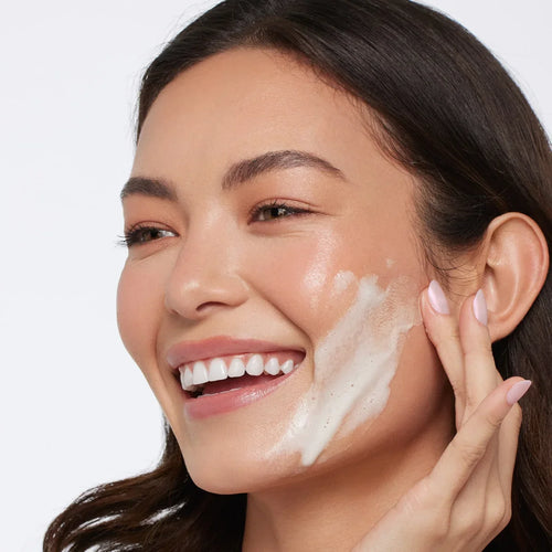 CLEARSTEM Gentleclean Daily Face Wash – Vitamin Infused