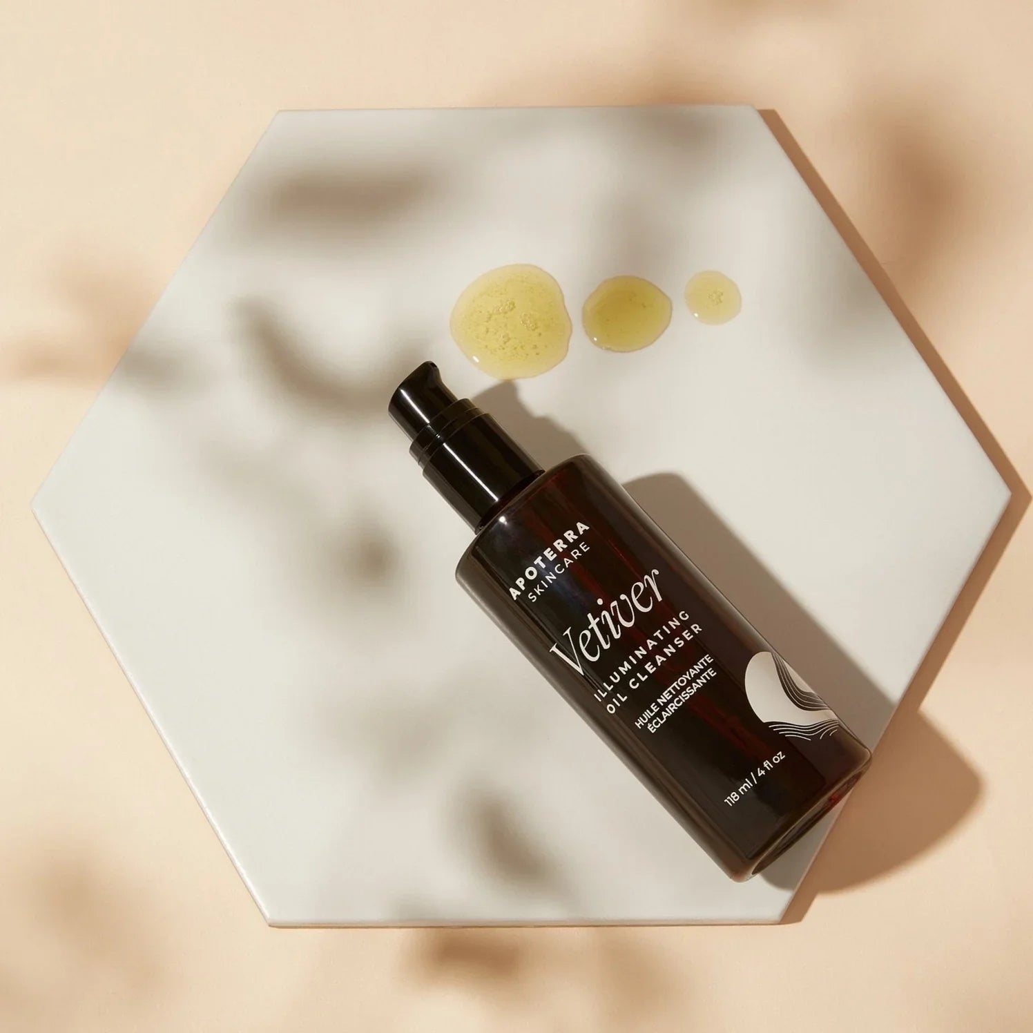 Vetiver Illuminating Oil Cleanser